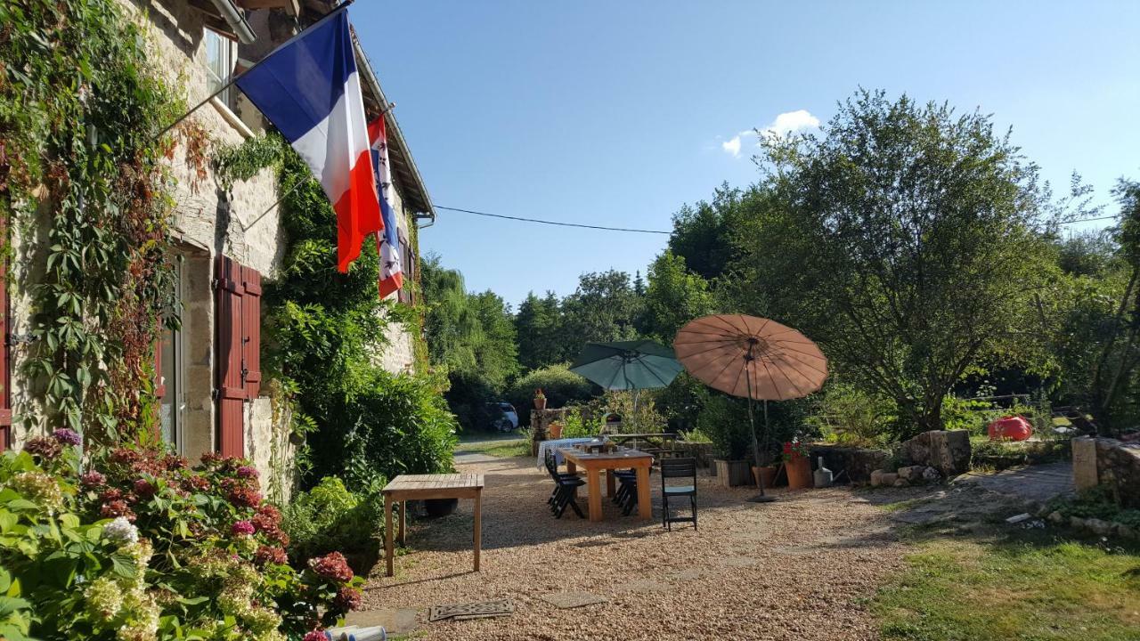 Le Moulin De Pensol - Gites Εξωτερικό φωτογραφία